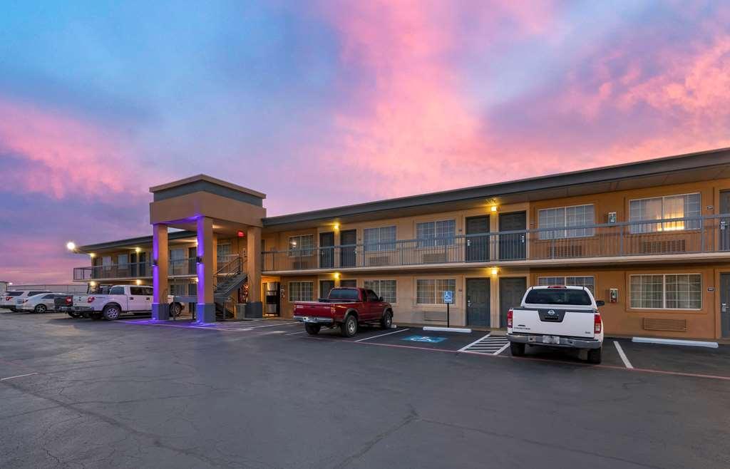 Best Western Taylor Inn Esterno foto